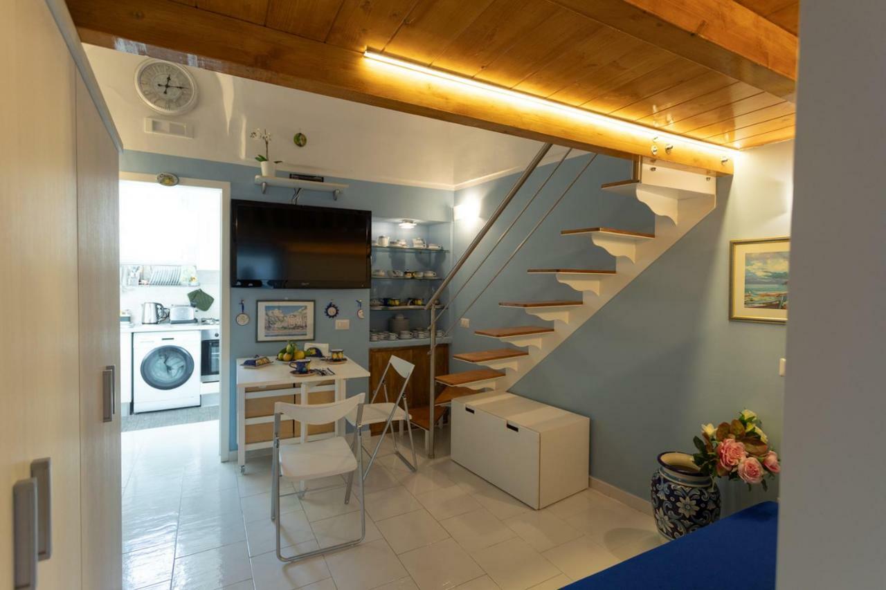 Casa Vacanze Freeholiday House Минори Экстерьер фото