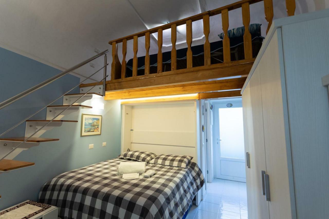 Casa Vacanze Freeholiday House Минори Экстерьер фото